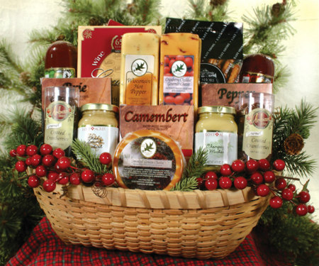 Northwoods Bounty Gift Basket. Photo by Northern Harvest.